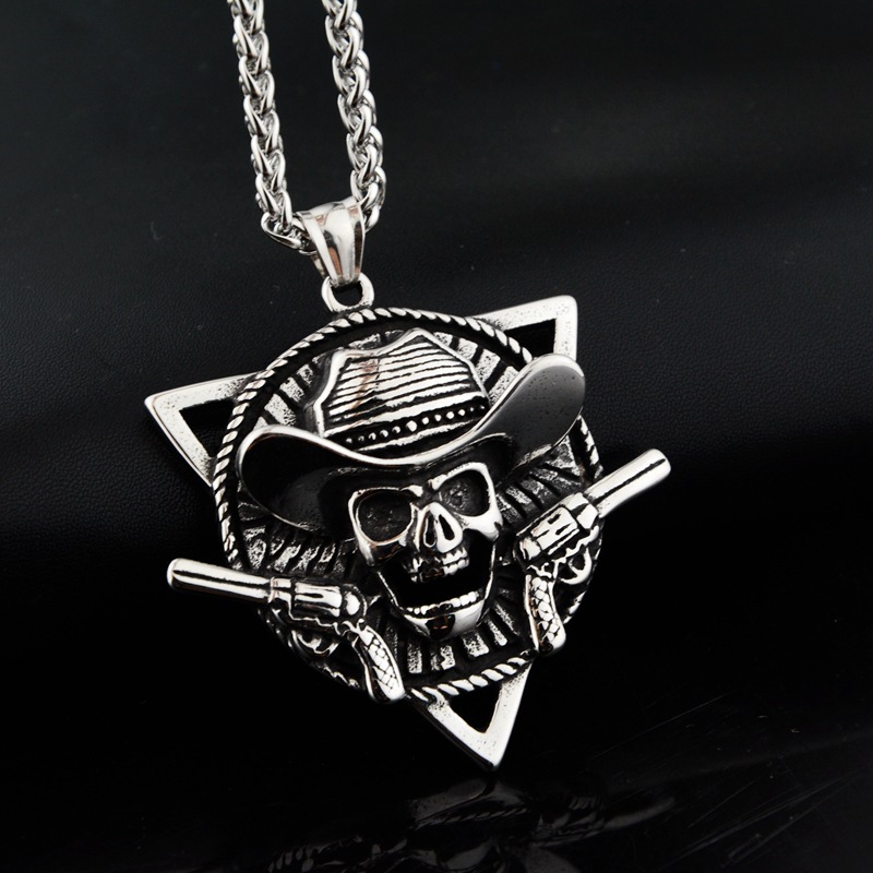 Pirates of the Caribbean Skull Pendant Necklace