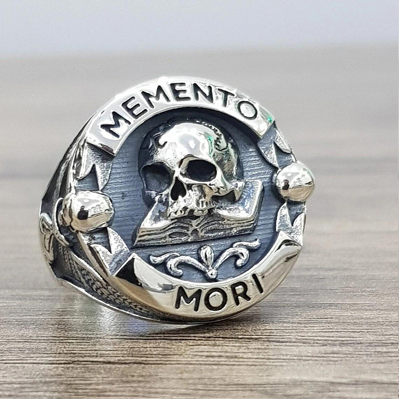 Memento Mori skull ring skull ring