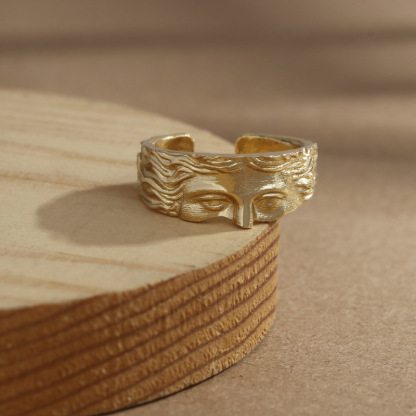 Half face ring