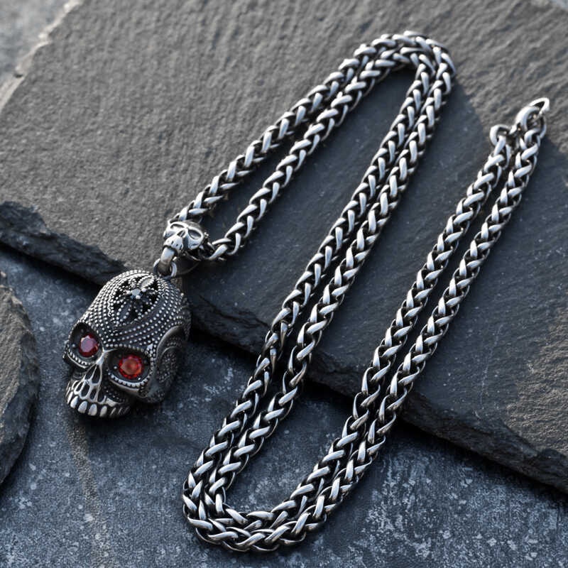 Red eye skull necklace