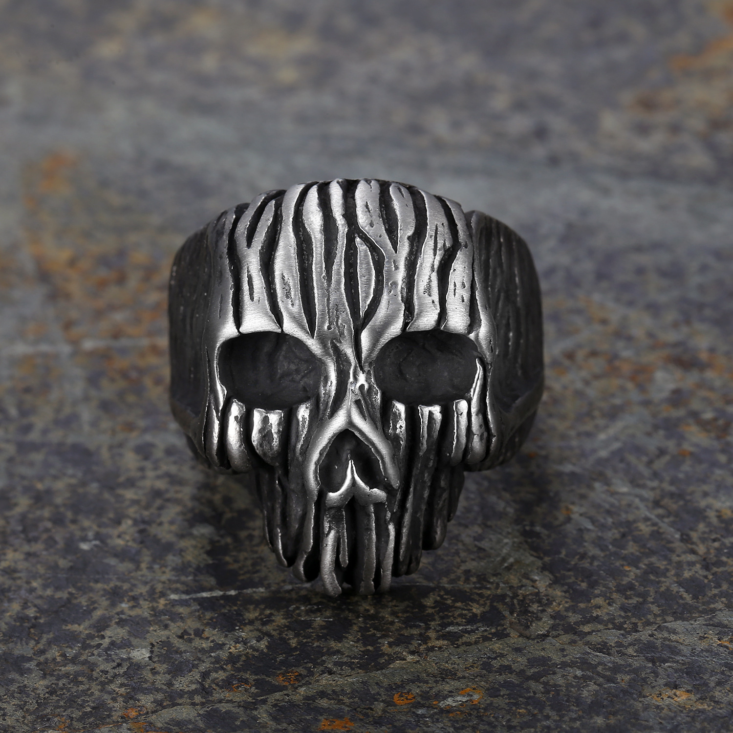 Dark Shattered Skull Ring
