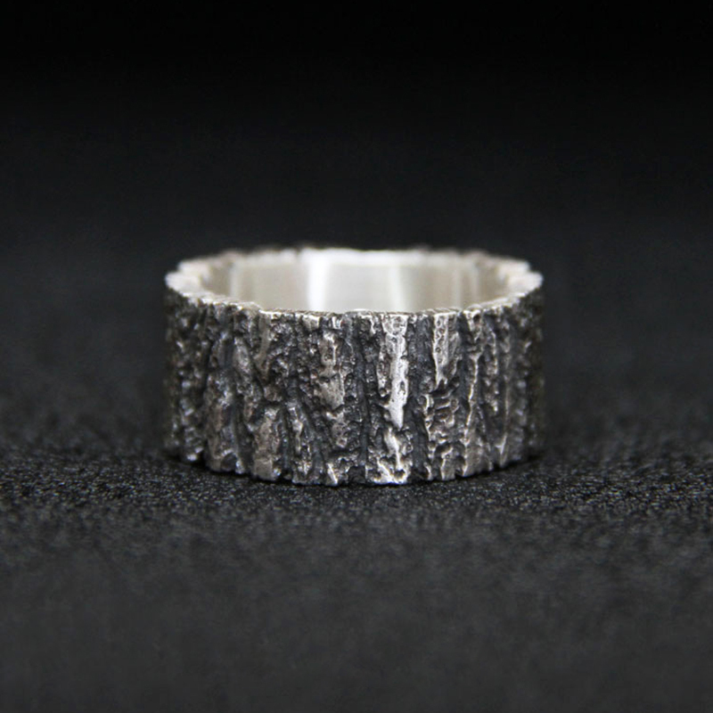 Personalized single index finger skull ring