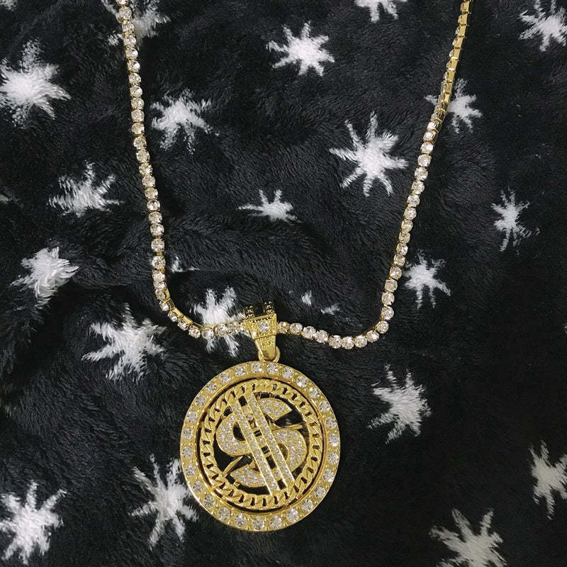 Rotatable dollar necklace