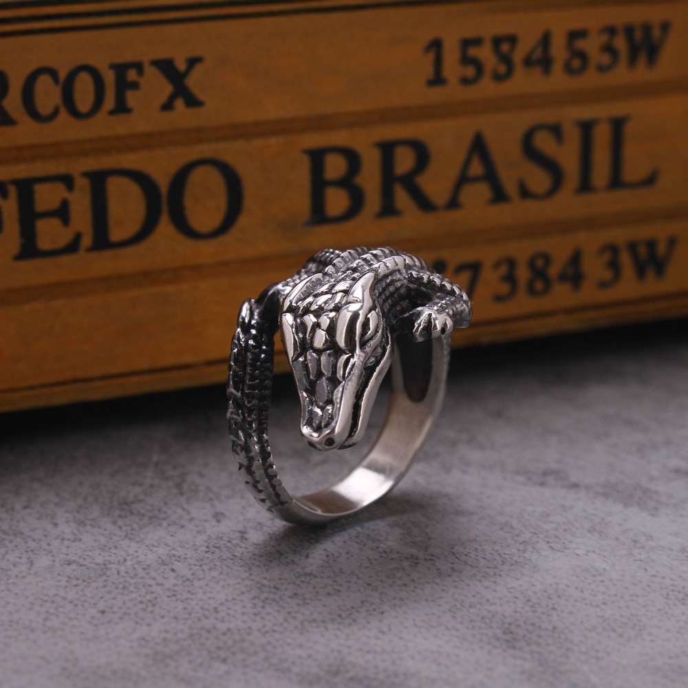 Alligator Ring