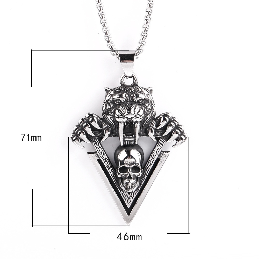 Sabretooth tiger, skull necklace