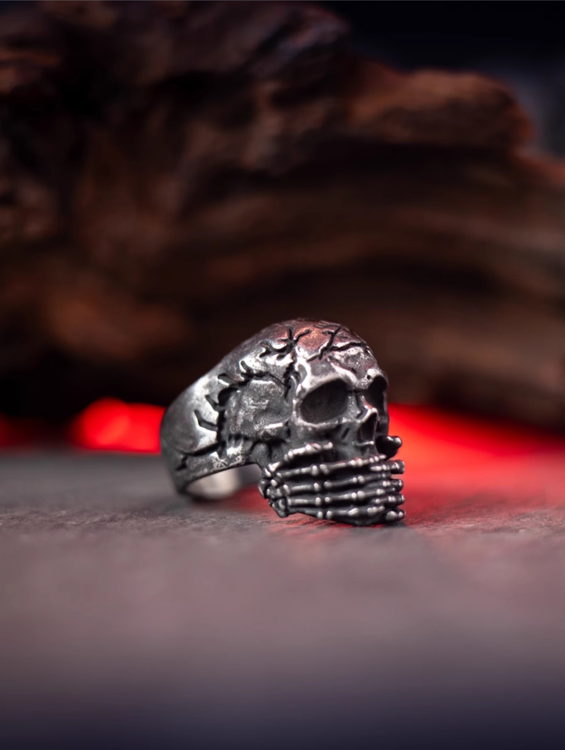 Punk skull ring
