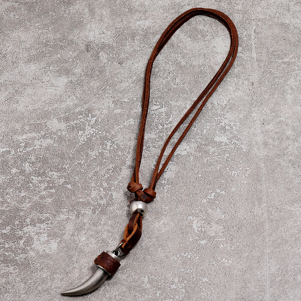 Metal wolf tooth necklace