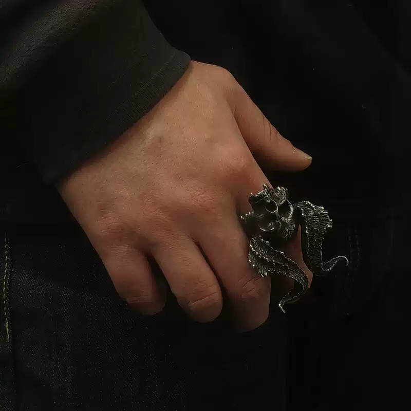 “Daemon” Skull Ring
