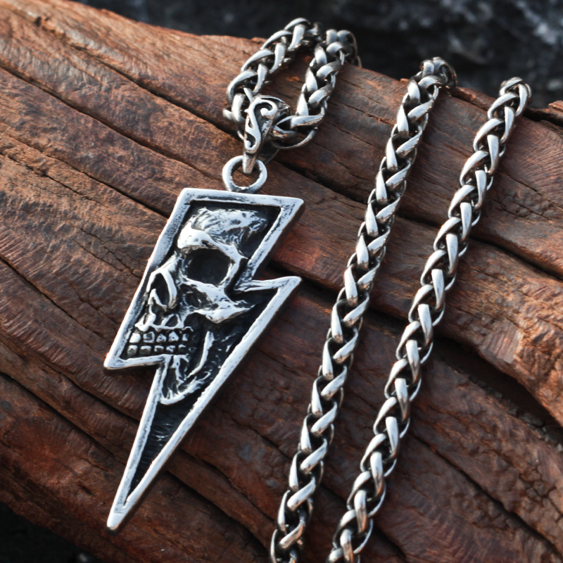 Lightning skull necklace