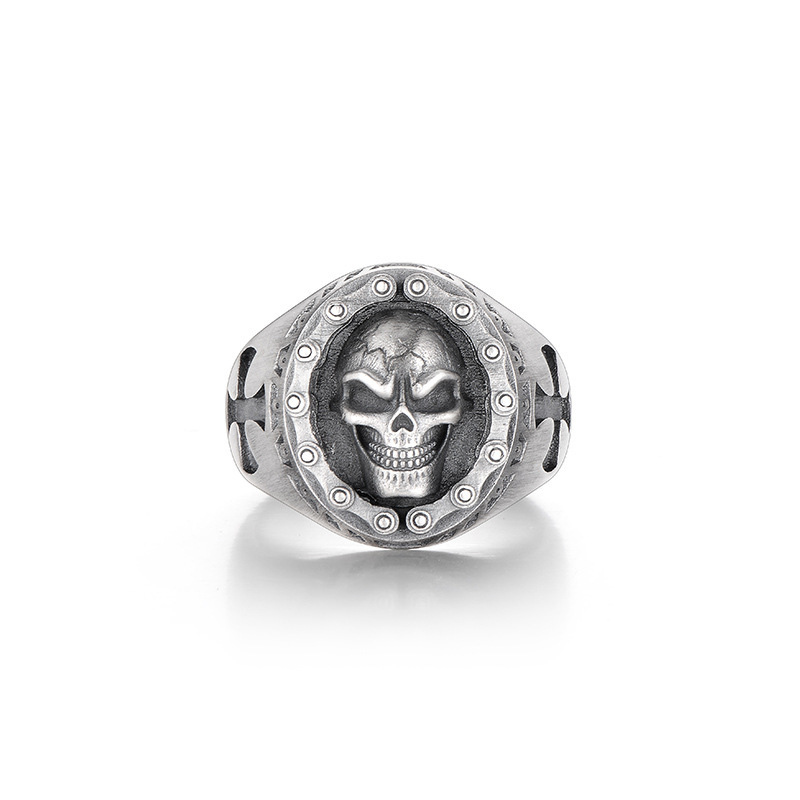 Skull personality high street ring