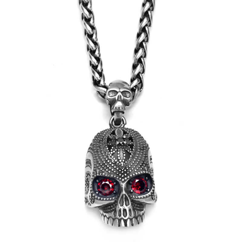 Red eye skull necklace