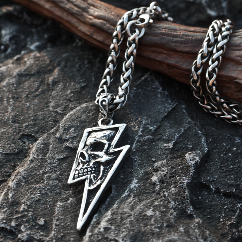 Lightning skull necklace
