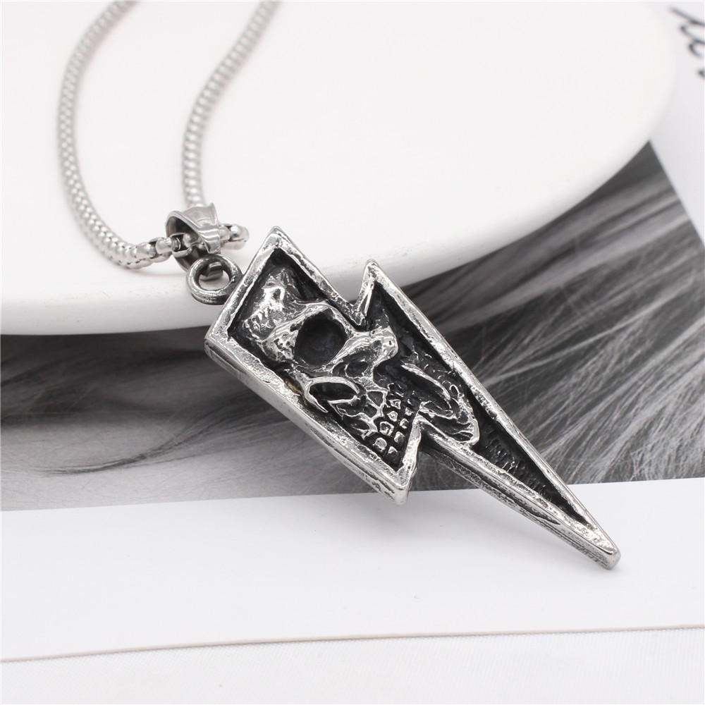 Lightning skull necklace