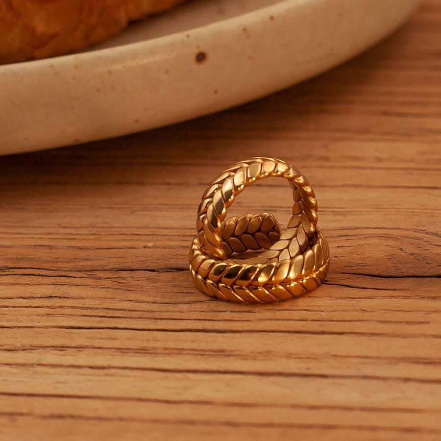 Wheat ears shaped ring