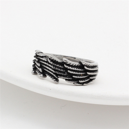 Personalized retro wing feather ring