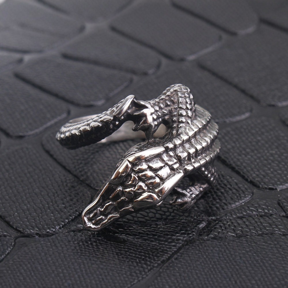 Alligator Ring