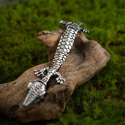 "Indomitable" crocodile bracelet