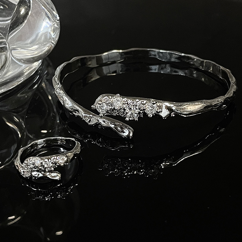 Diamond open bracelet