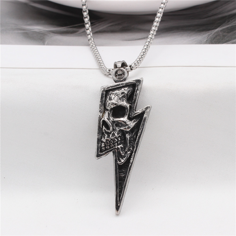 Lightning skull necklace