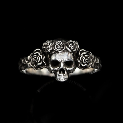 Retro dark personality gothic black rose skull ring