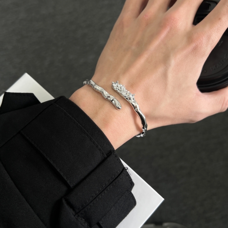 Diamond open bracelet