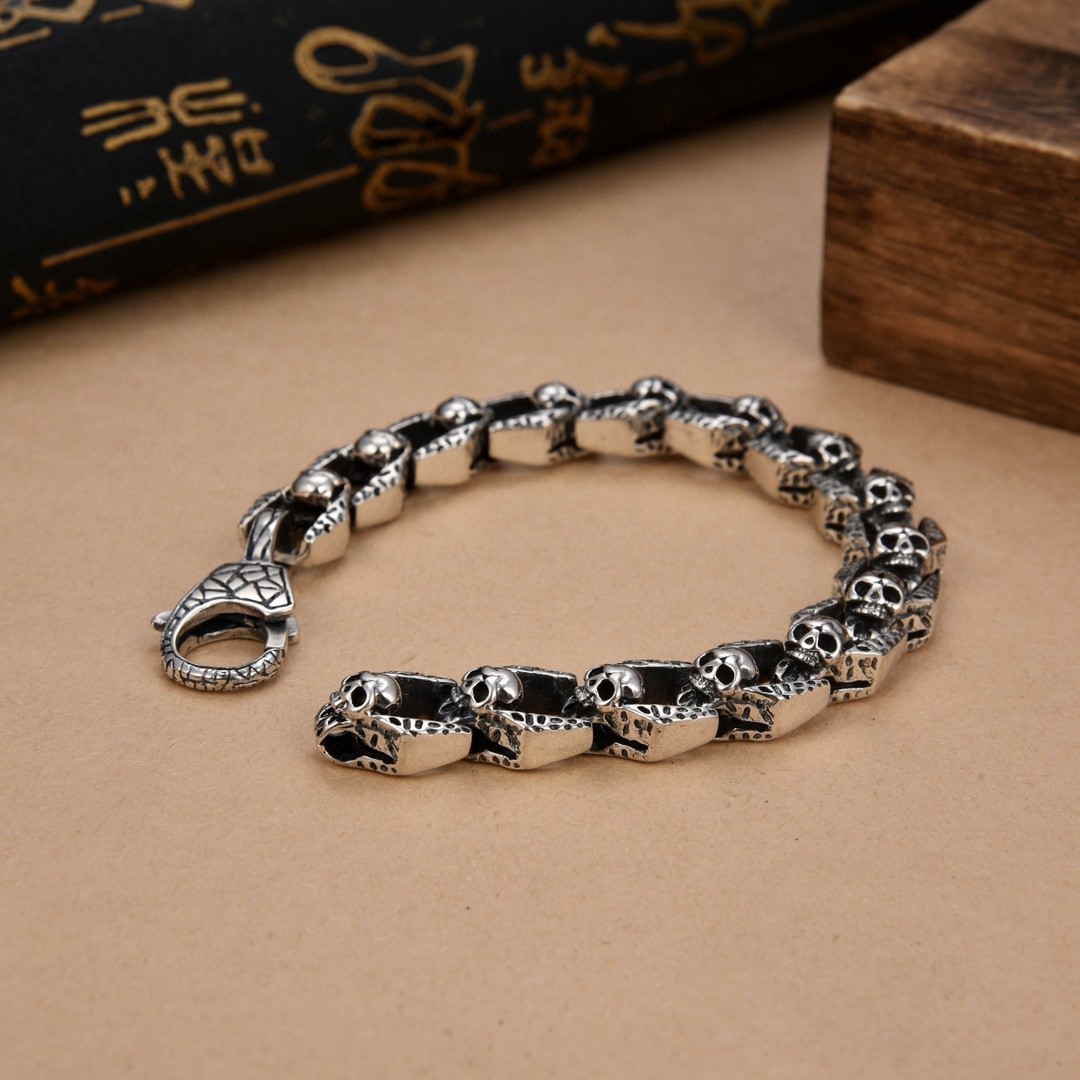 Punk style skull bracelet