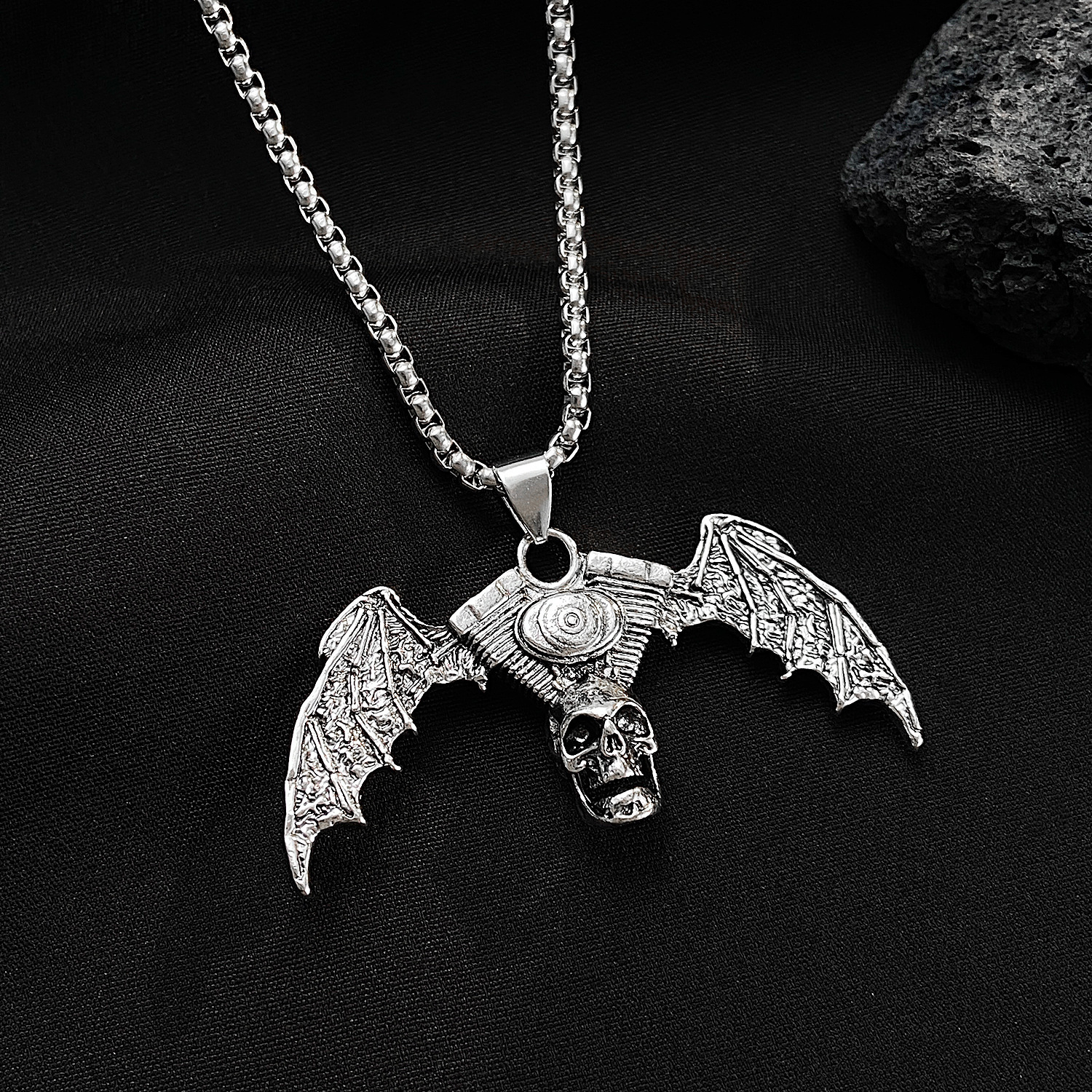 Vintage Dark Skull Necklace