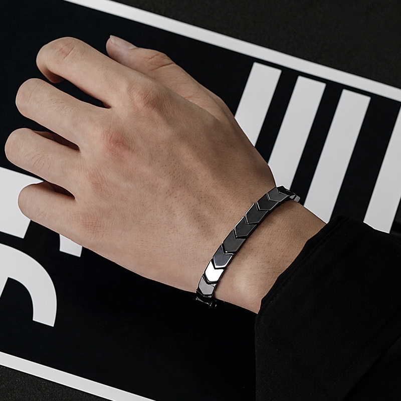 Hematite Arrowhead Braided Bracelet