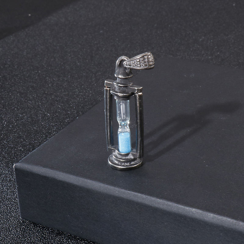 Retro creative personality kerosene lamp hourglass pendant