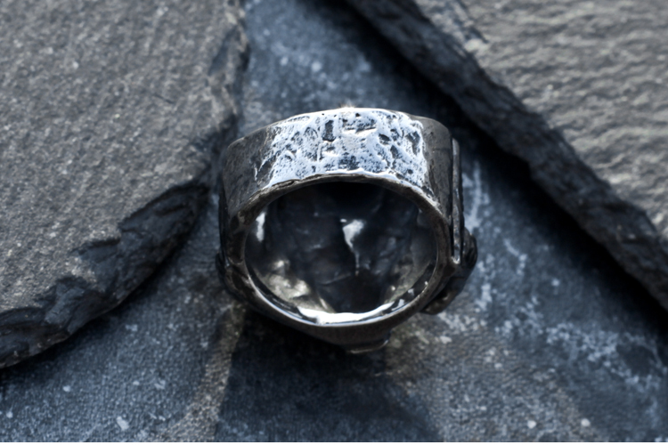 Heavy Undead Engine Ring