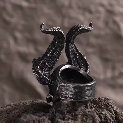 “Daemon” Skull Ring