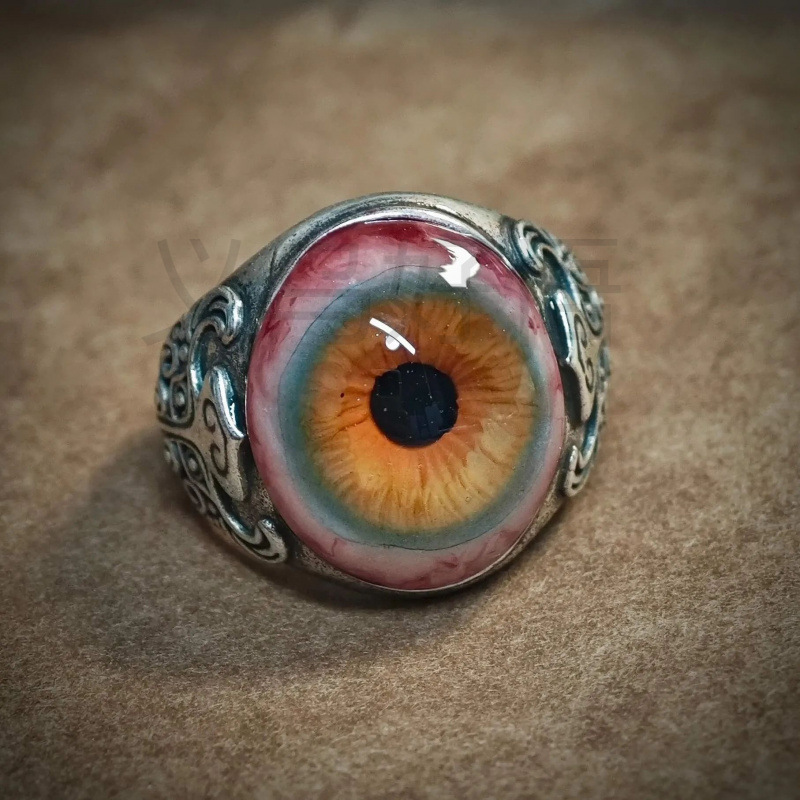 👁️ Curtain Eye Ring