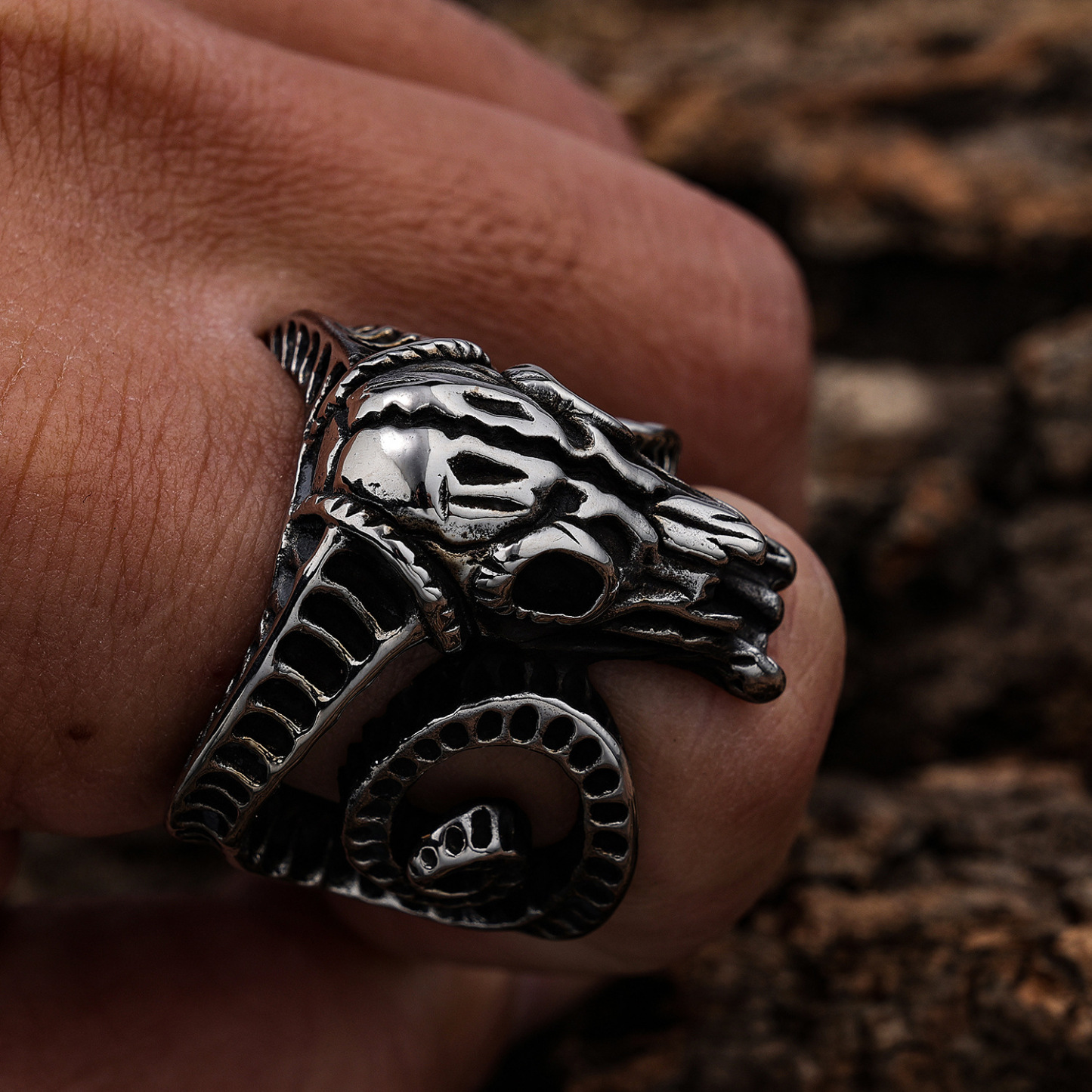 Sheep head skull ring