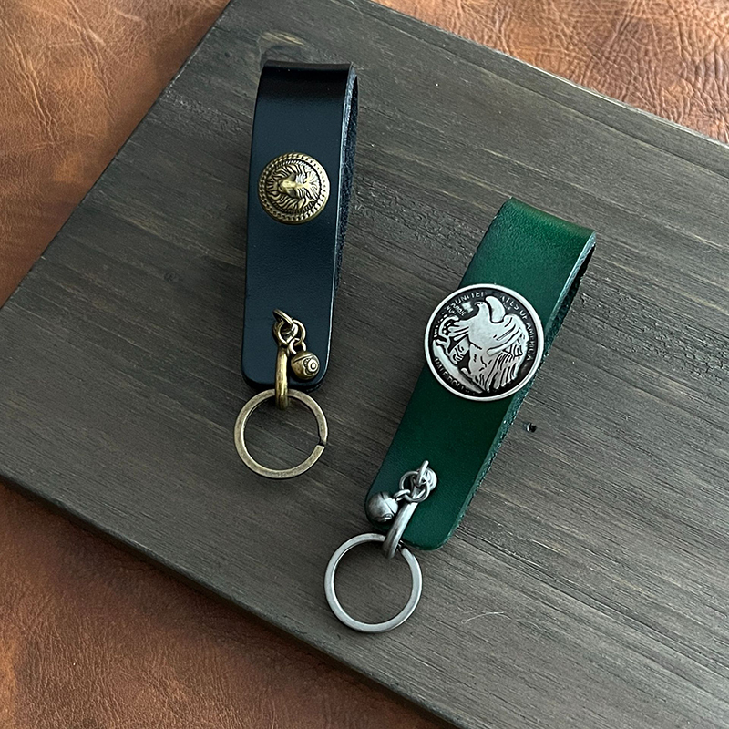 Portable leather bucket seat leather keychain car