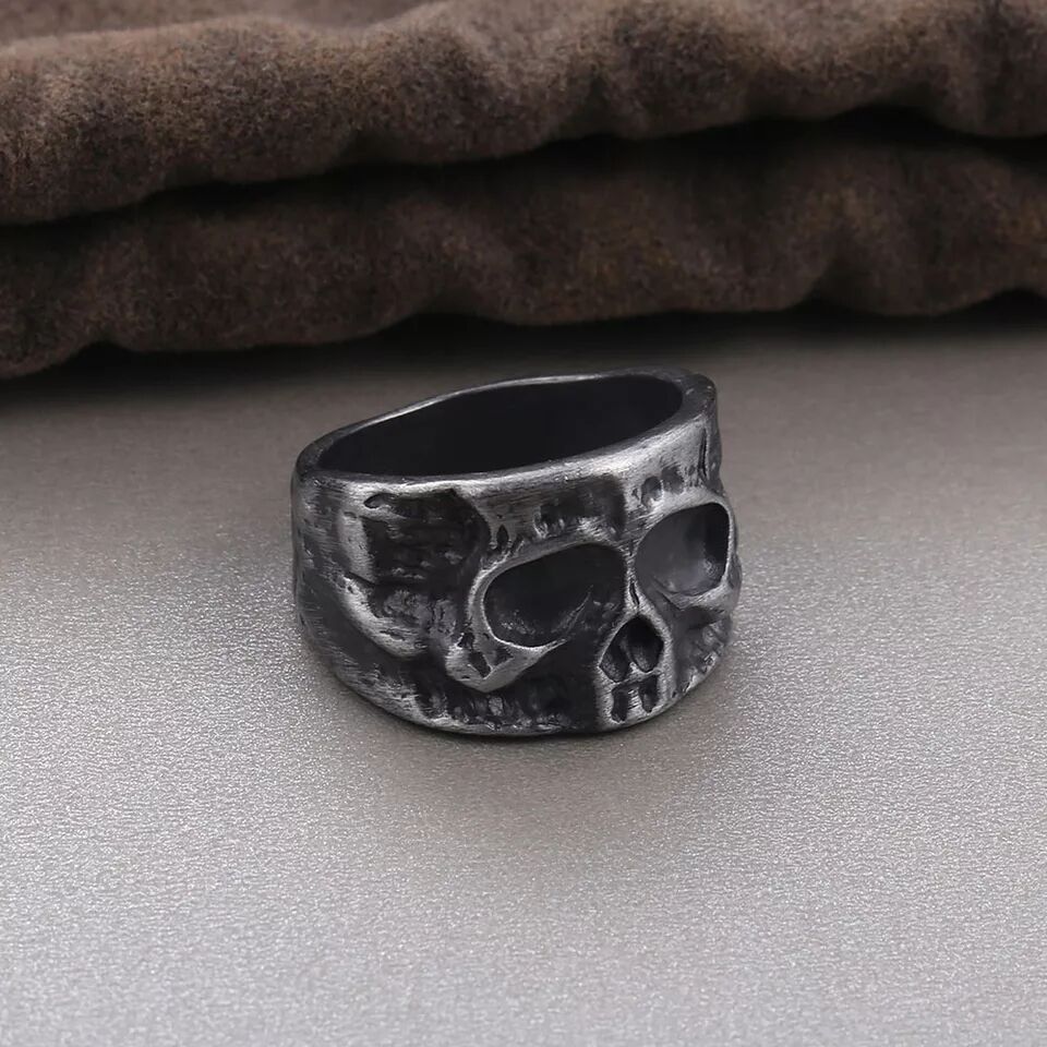Vintage skull ring