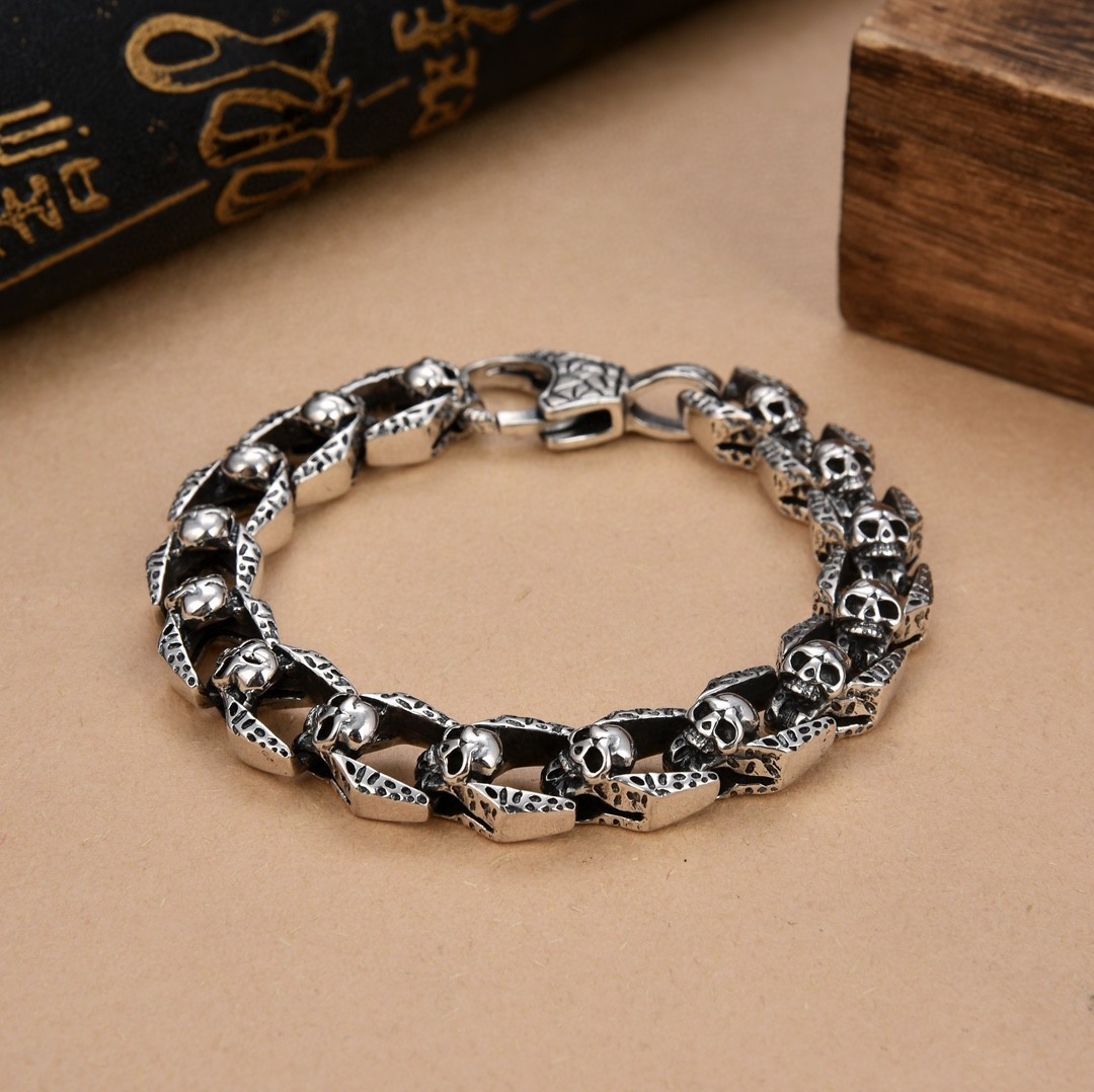 Punk style skull bracelet