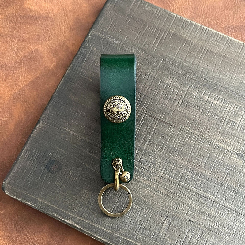 Portable leather bucket seat leather keychain car