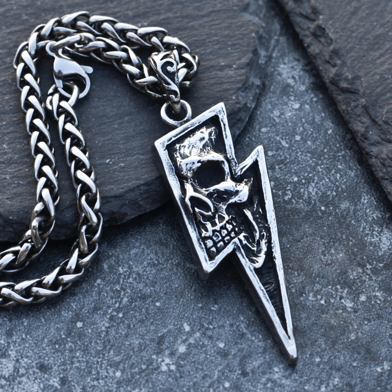 Lightning skull necklace