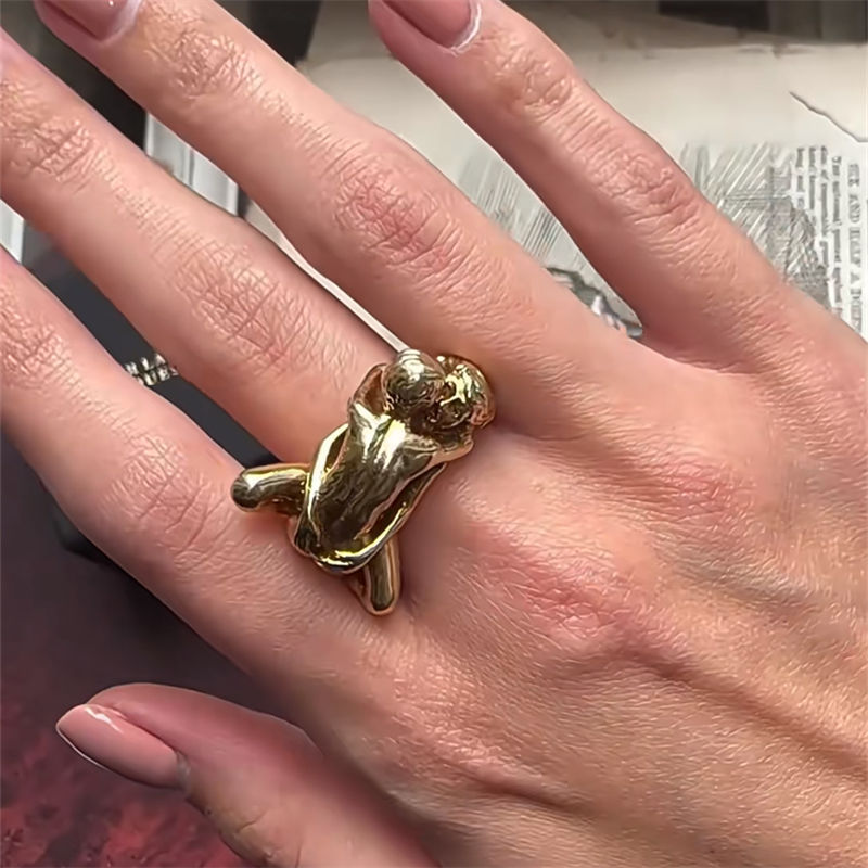 "Couple in Action" Ring