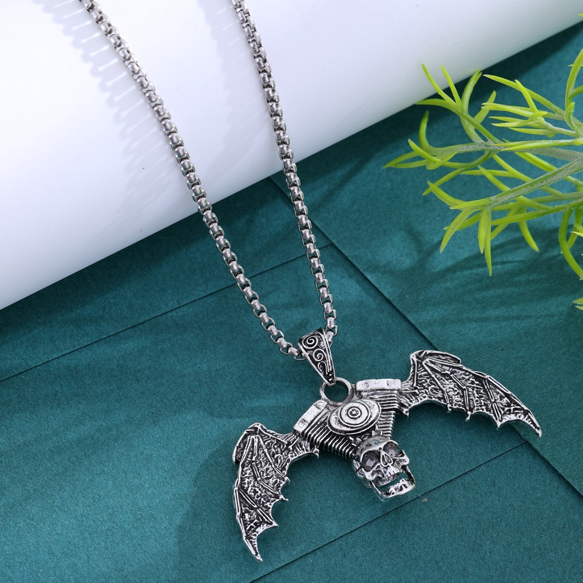 Vintage Dark Skull Necklace