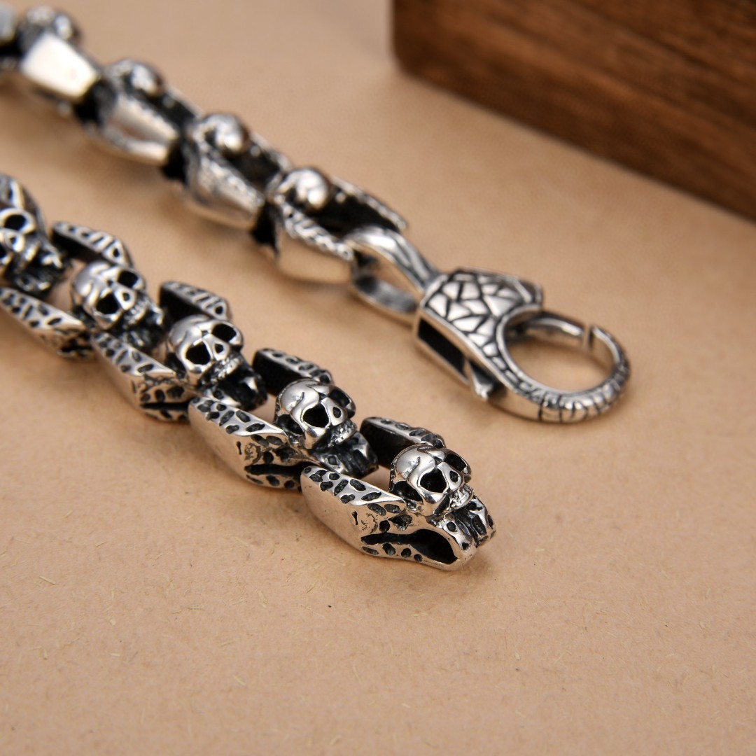 Punk style skull bracelet