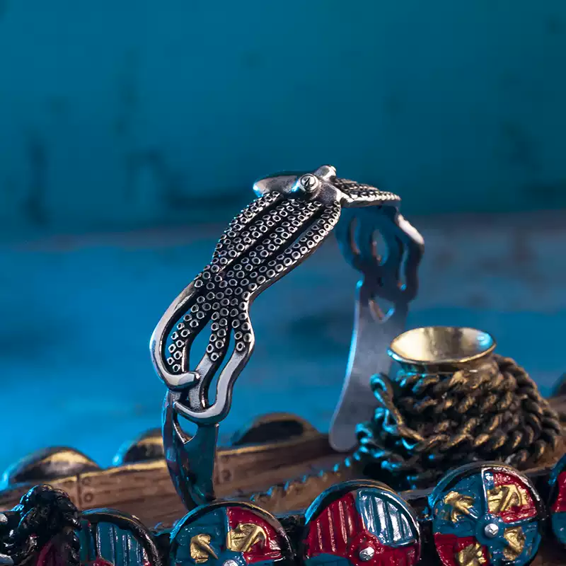 Dark Kraken Octopus Vintage Cast Bracelet
