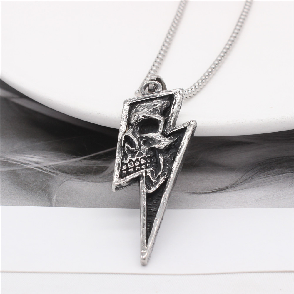 Lightning skull necklace