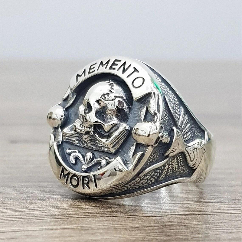 Memento Mori skull ring skull ring