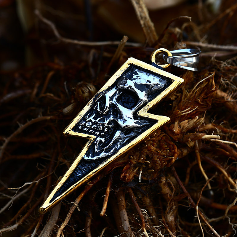 Lightning skull necklace