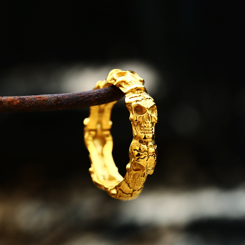 Narrow Skull Ring