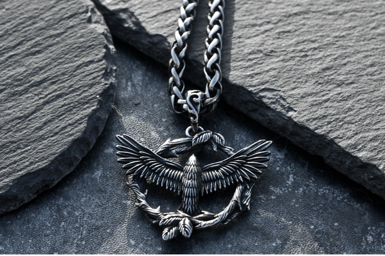 Eternal Vine·Flying Eagle Necklace