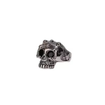 Black diamond skull ring