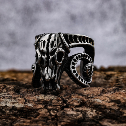 Sheep head skull ring