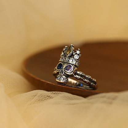 King skull ring niche design